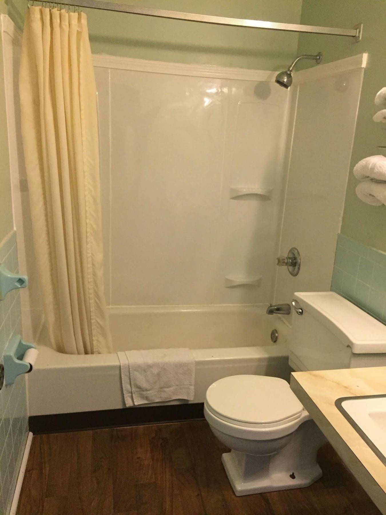 Crown Inn Toledo Ngoại thất bức ảnh